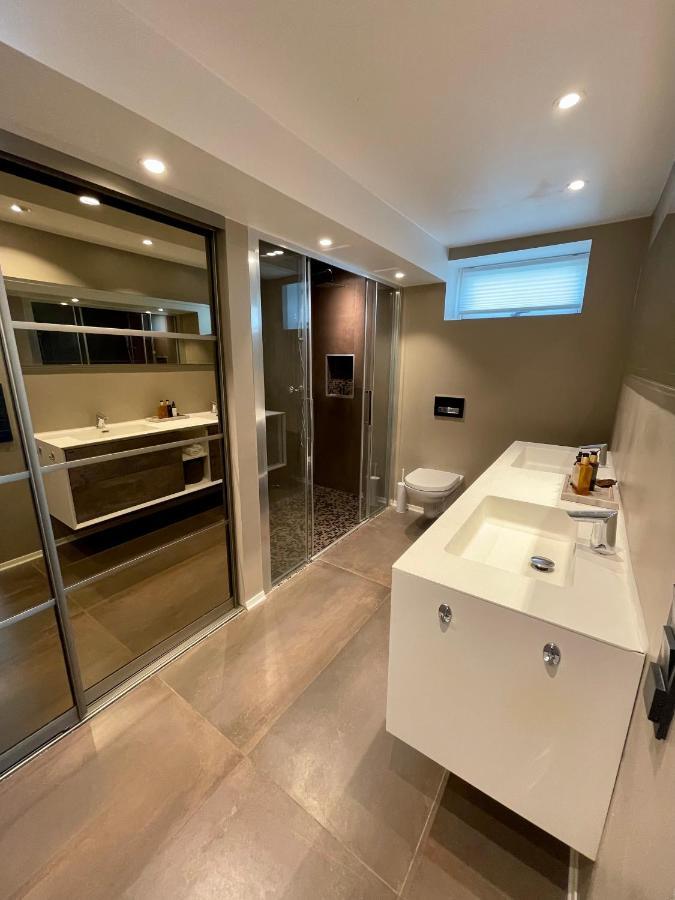 Luxury Apartement Close To City Centre With Free Parking ทรอมโซ ภายนอก รูปภาพ