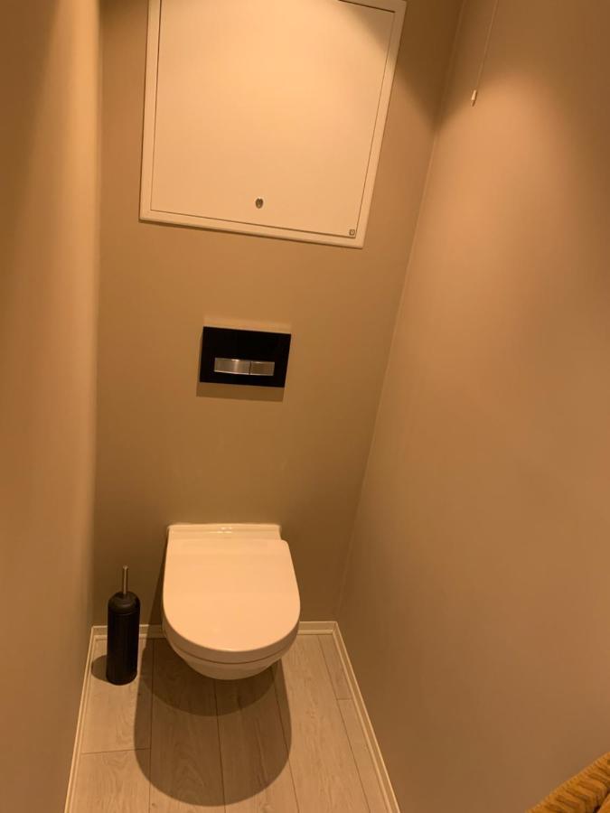 Luxury Apartement Close To City Centre With Free Parking ทรอมโซ ภายนอก รูปภาพ